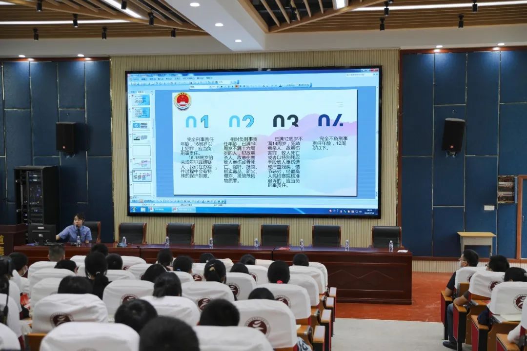 【保护少年的你·新时代检察宣传周】南陵县人民检察院 开展“携手落实‘两法’共护祖国未来” 检察开放日系列活动之“法治宣传”